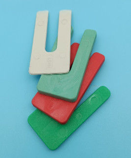 Embalagens de plástico de 75 mm x 5 mm em forma de U Embalagens de construção de plástico